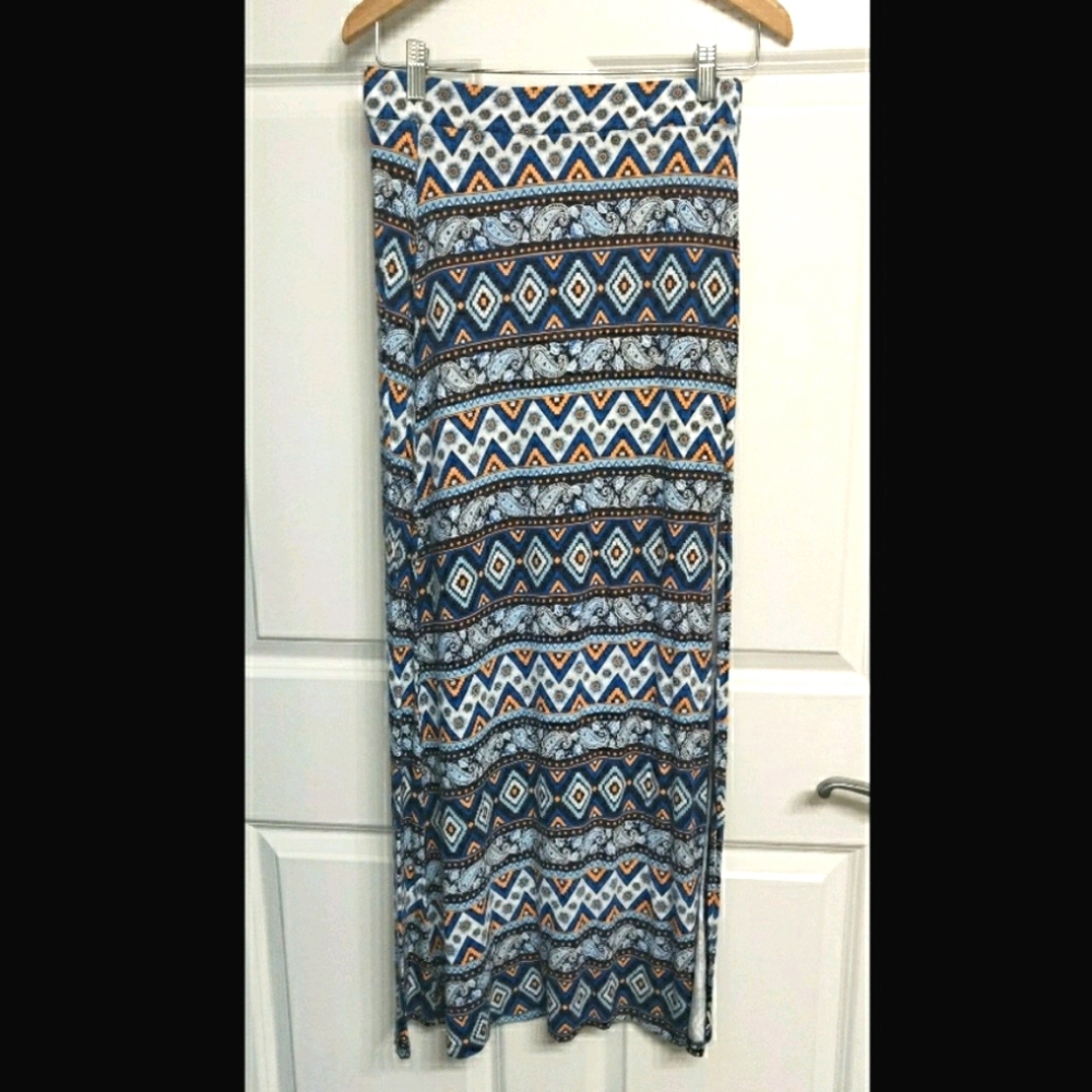 Pretty Printed Maxi Skirt - Charlotte Russe